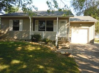 1606 S Greystone Ct, Bloomington, IN 47401