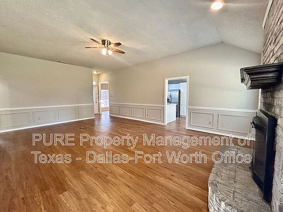 3rd image of 7724 Sagebrush Ct N