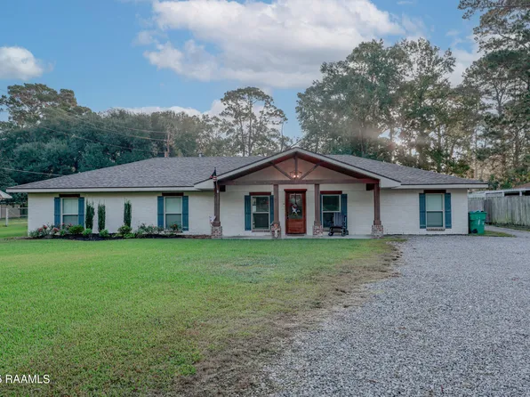 1895 Aymond St, Eunice, LA 70535