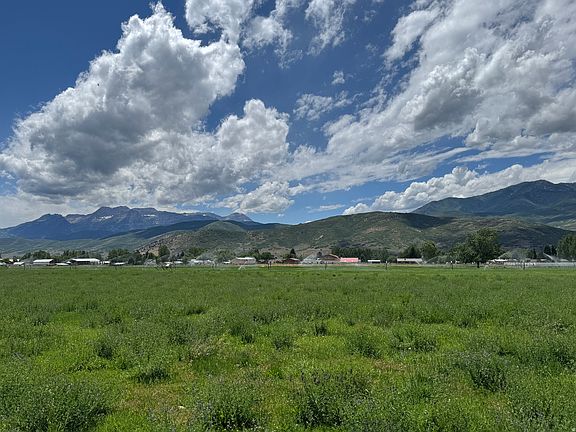 3rd image of 3046 W Timp Vista Cir