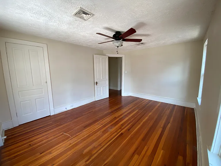22 Walnut St — Photo 17