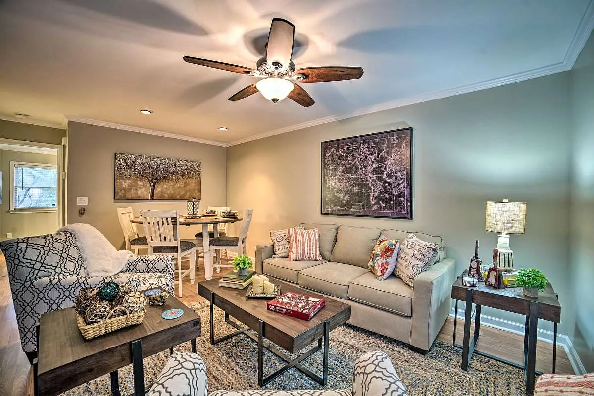 1 bed, 703 sqft, $2,000 — Photo 2