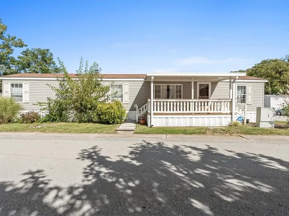 57 Hidden Valley Dr, Finleyville, PA 15332