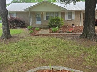 35 Booth Est, Northport, AL 35473