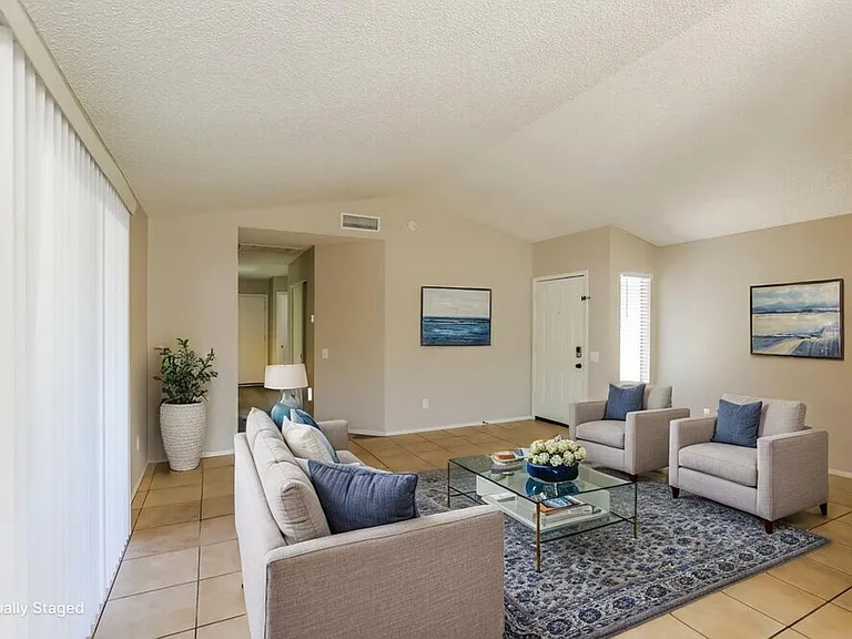 6933 W Nicolet Ave — Photo 3
