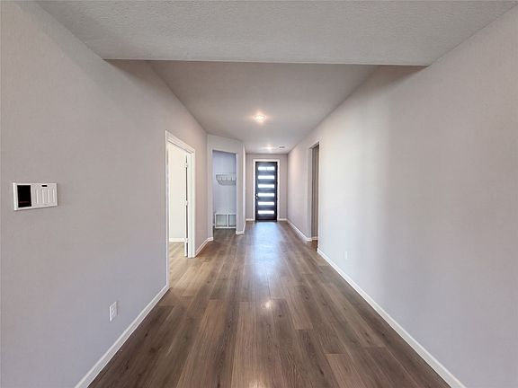 5th image of 5417 Highview Ct