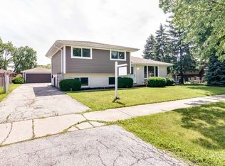 8237 S 82nd Ave, Justice, IL 60458
