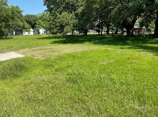 107 Bay Shore Dr, La Porte, TX 77571