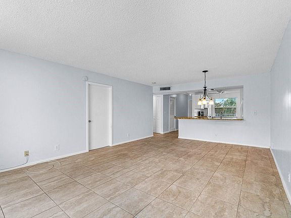 5th image of 1650 NW 80th Avenue #306