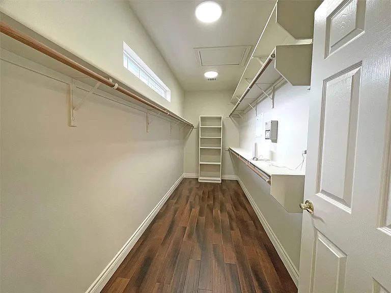 10623 Winchelsea Dr — Photo 12