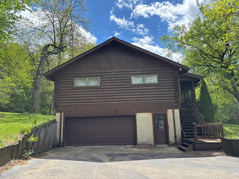 5170 Urbana Rd — Photo 3