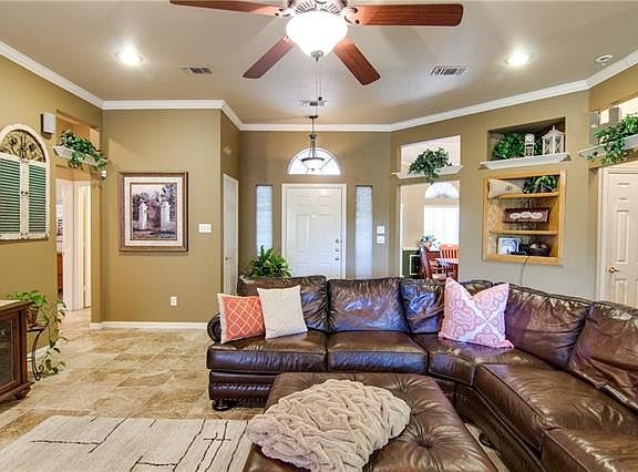 5th image of 7224 Spring Oak Dr