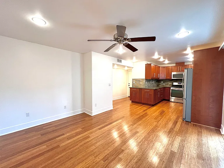 3613 State St #1 — Photo 4