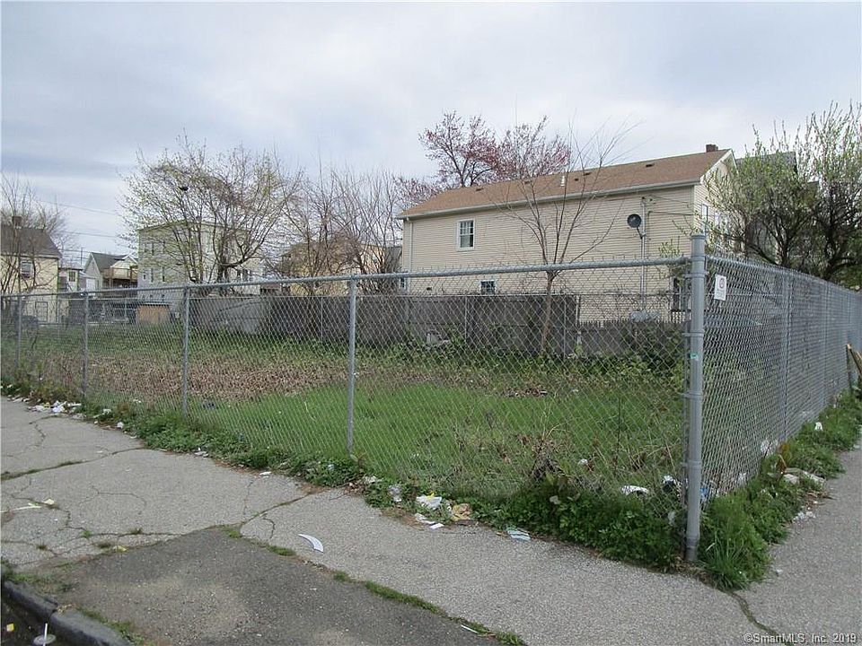 1st image of 120 Park Ter #122