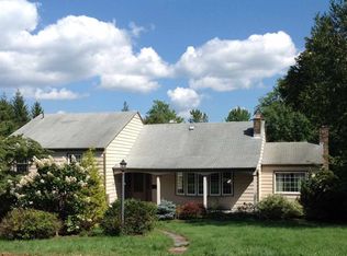 1328 Hawthorn Rd, Niskayuna, NY 12309