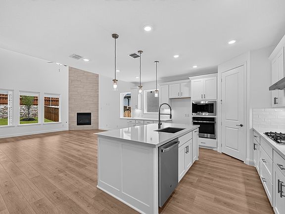 3rd image of 4205 Tawakoni Dr