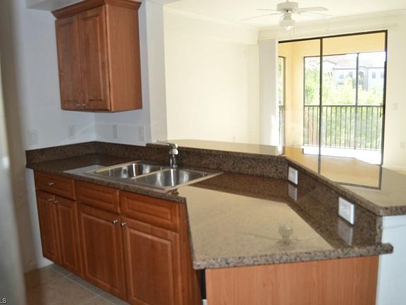 4th image of 12936 Violino Ln APT 202
