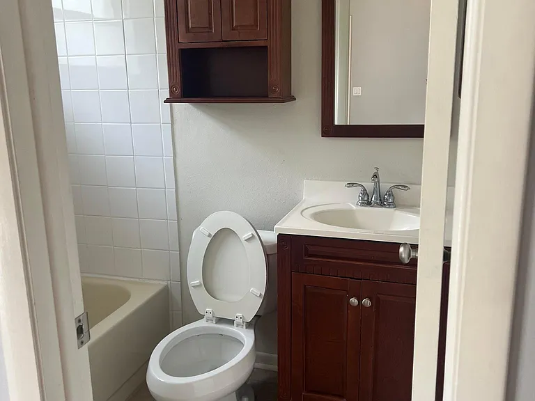 2314 E Crystal Lake Ave — Photo 13