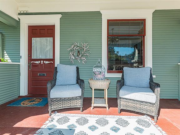 3rd image of 1160 Reynolds Rd