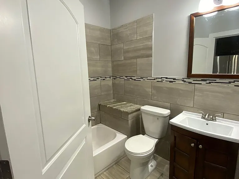 1238 E Columbia Ave #4 — Photo 6
