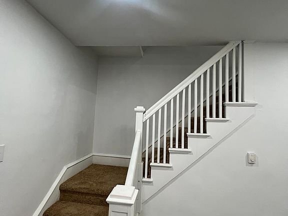 4th image of 6 Bowman Ave