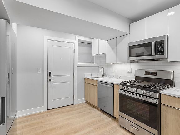 4th image of 6929 N Lakewood Ave #6931-G