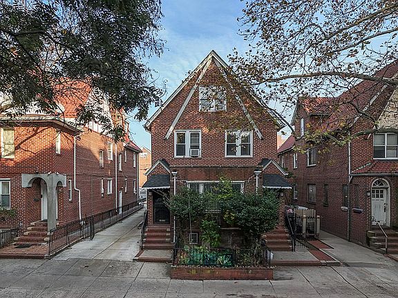 2nd image of 3343 83rd St