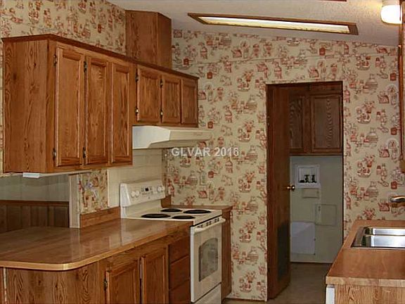 5th image of 508 Lake Havasu Ln