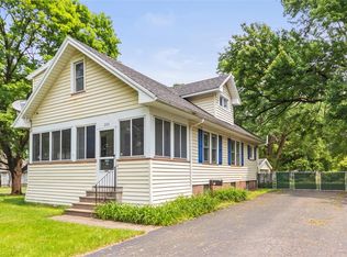 206 Dearcop Dr, Rochester, NY 14624