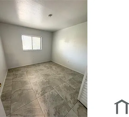 2700 Park Windsor Dr #402 — Photo 5