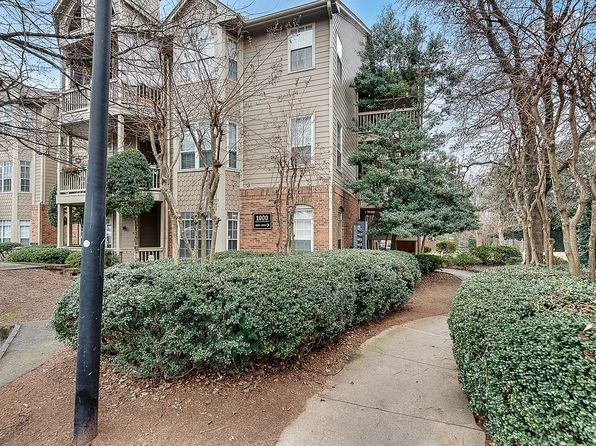 1001 McGill Park Ave NE UNIT 1001