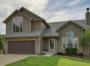 5532 Apache Ct, Shawnee, KS 66226