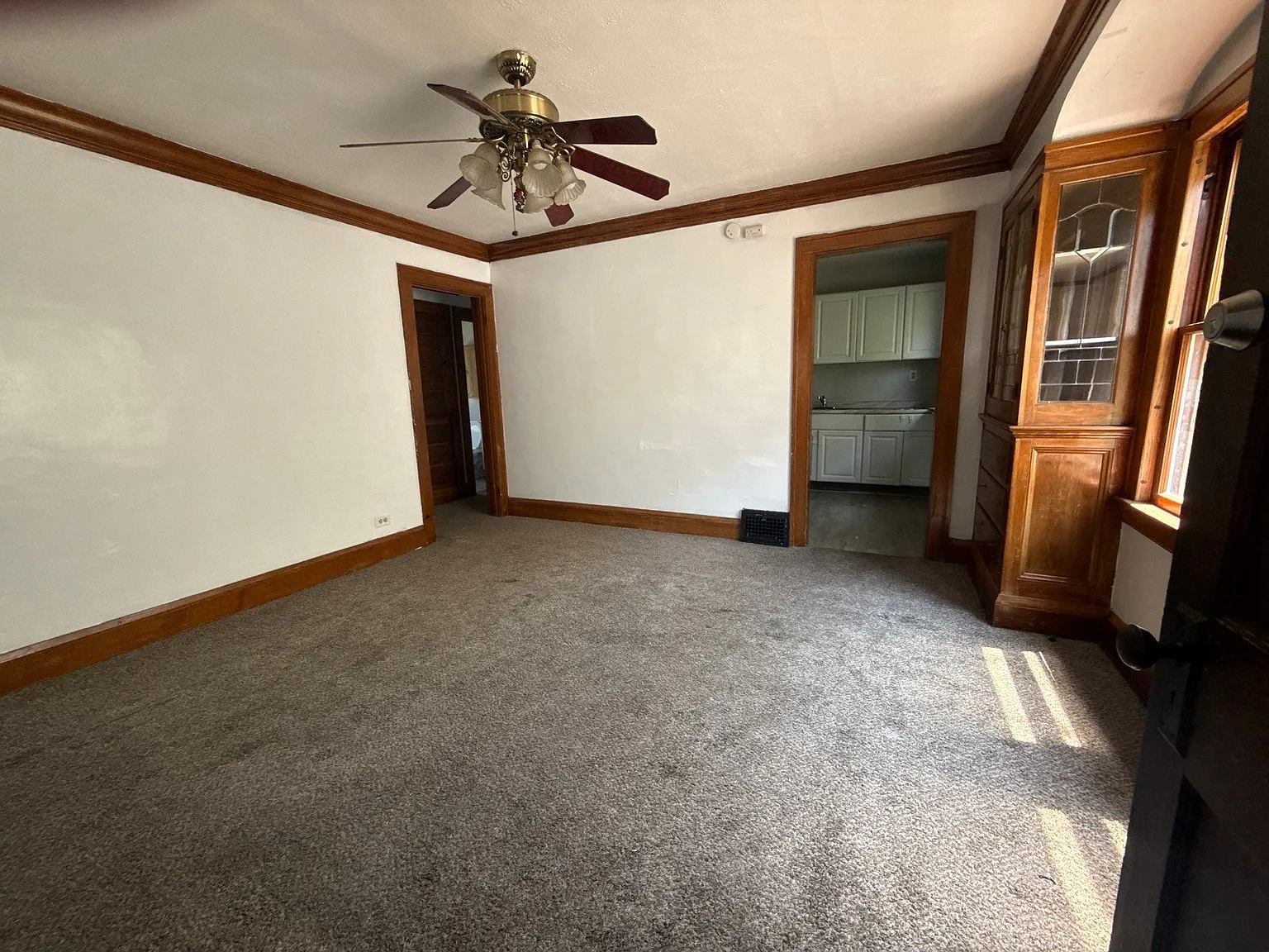 4 bed, $1,390 — Photo 3
