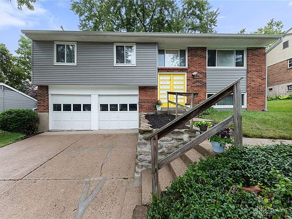 3rd image of 2172 Trailwood Dr