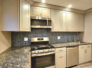 2216 Broadway Ave APT 9, Pittsburgh, PA 15216