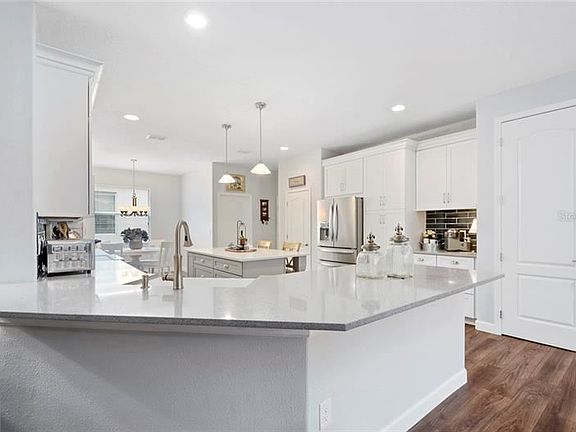 5th image of 3721 Marigot Way
