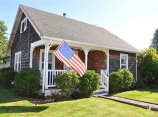 1203 48th St, Seaview, WA 98644