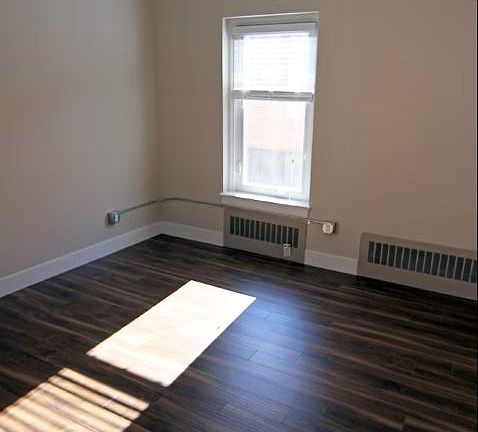 4th image of 623 S Wolcott St #314