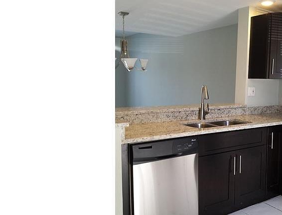 4th image of 2795 NE 15th St #0