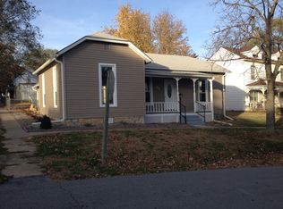 312 Hamilton St, Oskaloosa, KS 66066