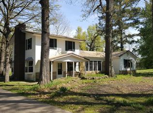 601 S Skaggs Rd, Clarksville, AR 72830