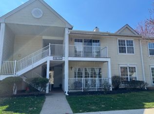 63 Rachel Ct, Franklin Park, NJ 08823