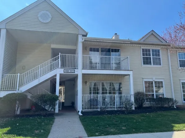 63 Rachel Ct, Franklin Park, NJ 08823