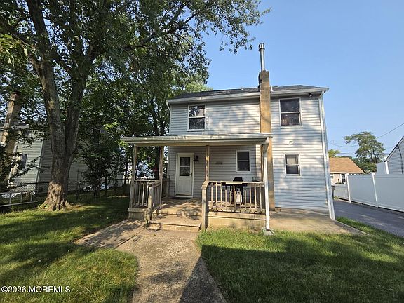 3rd image of 46 Compton Avenue