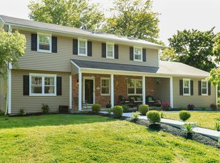 3676 Edgehill Rd, Yorktown Heights, NY 10598