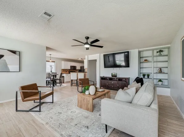 108 Bowie St, Forney, TX 75126