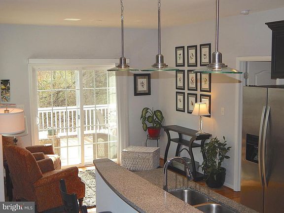 5th image of 9404 Everette Ct