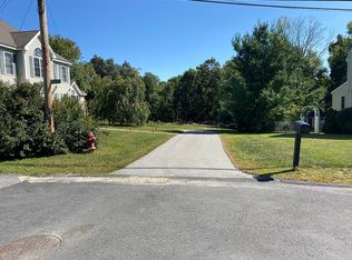 66 Calumet Rd, Methuen, MA 01844