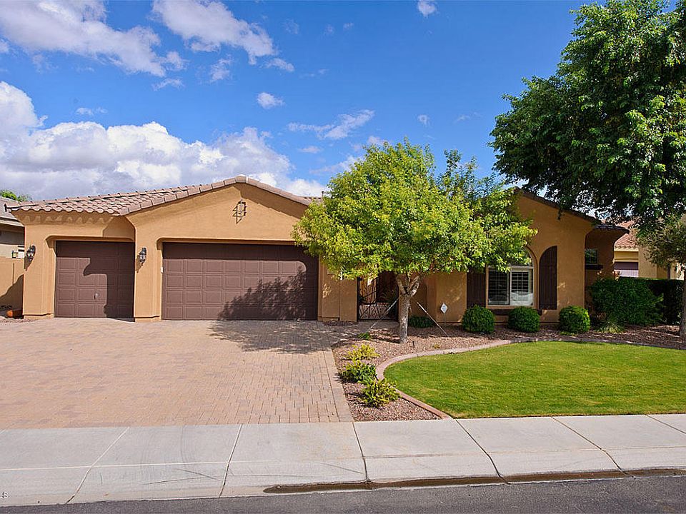 1st image of 3332 E Nolan Dr