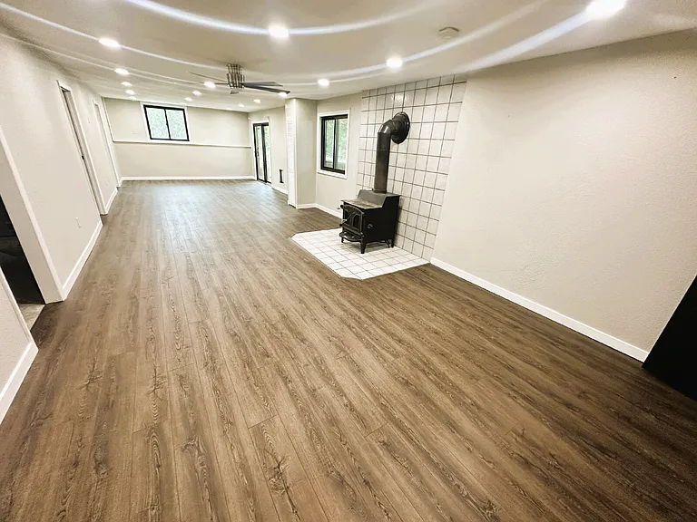 8300 Leesburg Ct — Photo 21